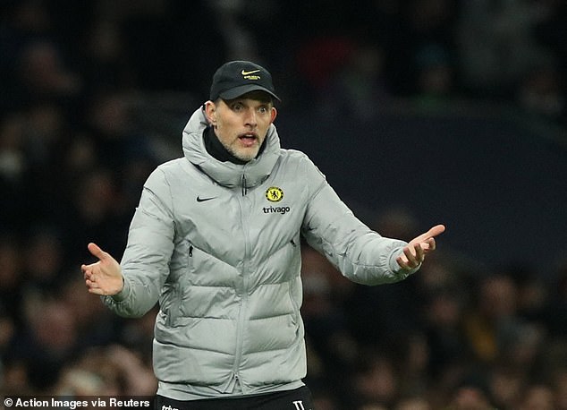 Thomas Tuchel would like to strengthen his midfield options and De Jong may be a possibility