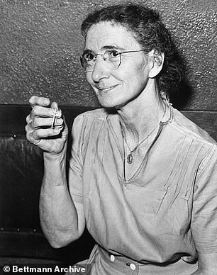 Gangster Juanita Spinelli was the first woman to be gassed for slaying a fellow gang member to prevent him from snitching. She was 53 at the time of her November 22, 1941 death